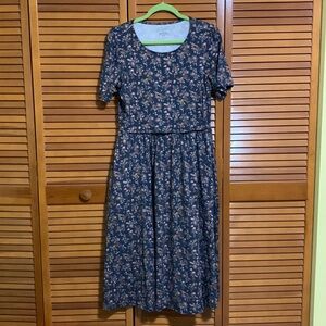 Super cute Dresses nursing friendly pockets size M